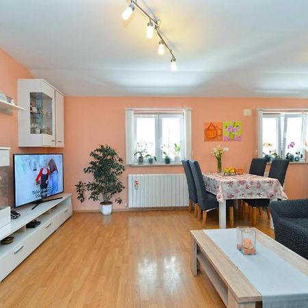 Apartman Eda Πούλα Εξωτερικό φωτογραφία